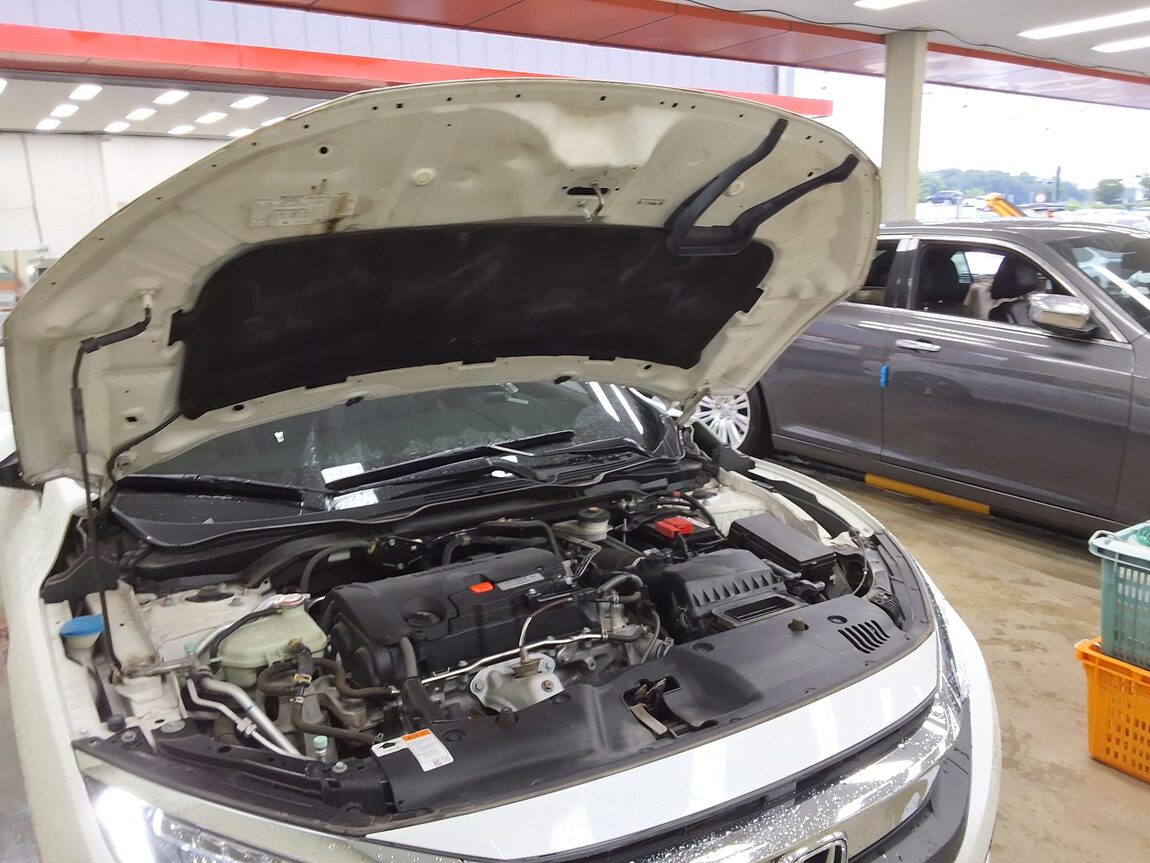 HONDA CIVIC (10TH GEN) 2 2017 - zdjęcie 18