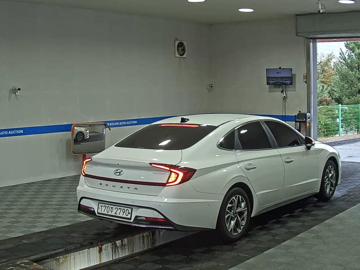 HYUNDAI SONATA (DN8) G2.0 PREMIUM FAMILY 2020 - zdjęcie 5