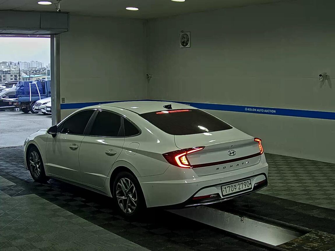 HYUNDAI SONATA (DN8) G2.0 PREMIUM FAMILY 2020 - zdjęcie 6