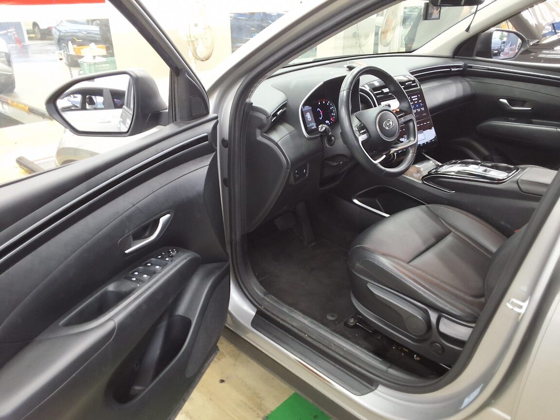 HYUNDAI THE ALL NEW TUCSON 2.0 DIESEL 2WD PREMIUM 2022 - zdjęcie 10