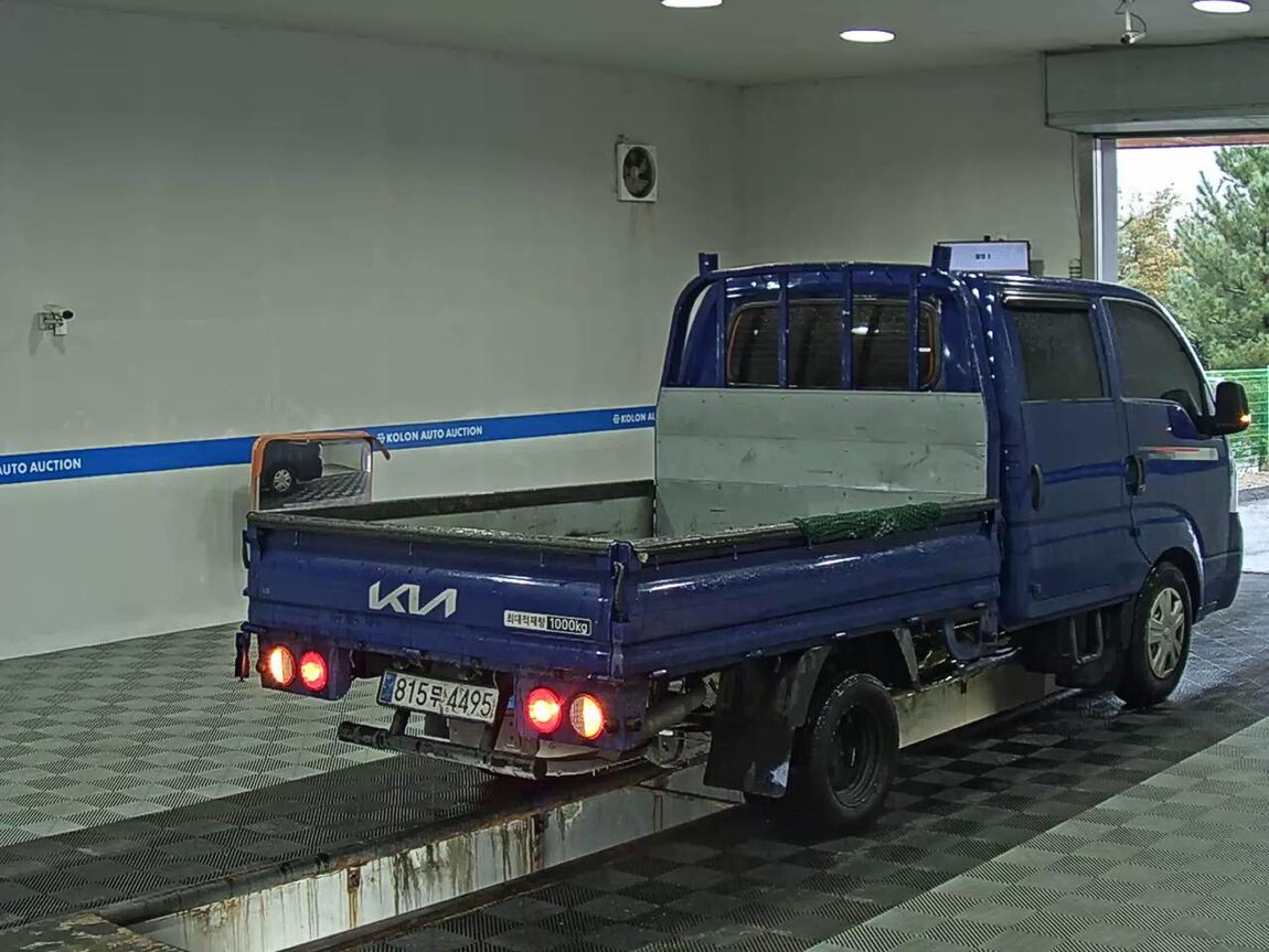 KIA THE NEW BONGO III CARGO 1 TON LPG DOUBLE CAB EXTRA LONG WHEELBASE GLS 2024 - zdjęcie 5