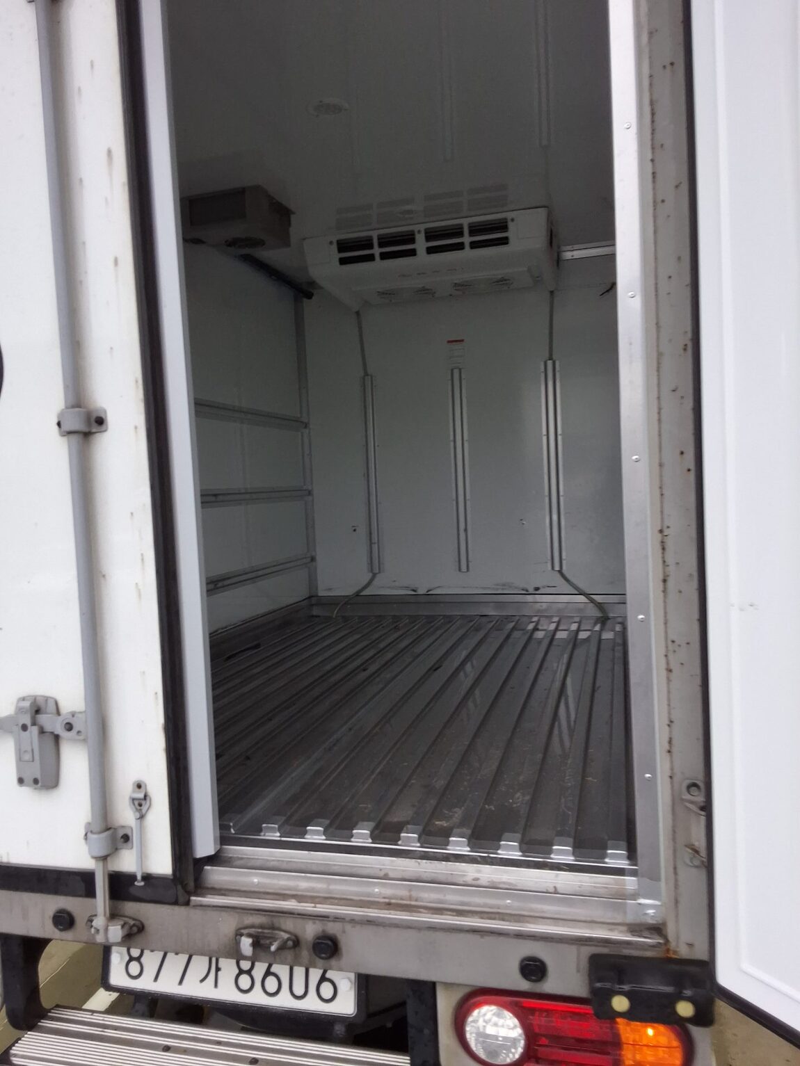 HYUNDAI PORTER II HIGH-ROOF REFRIGERATED BOX TRUCK LPG SUPER CAB 2025 - zdjęcie 12