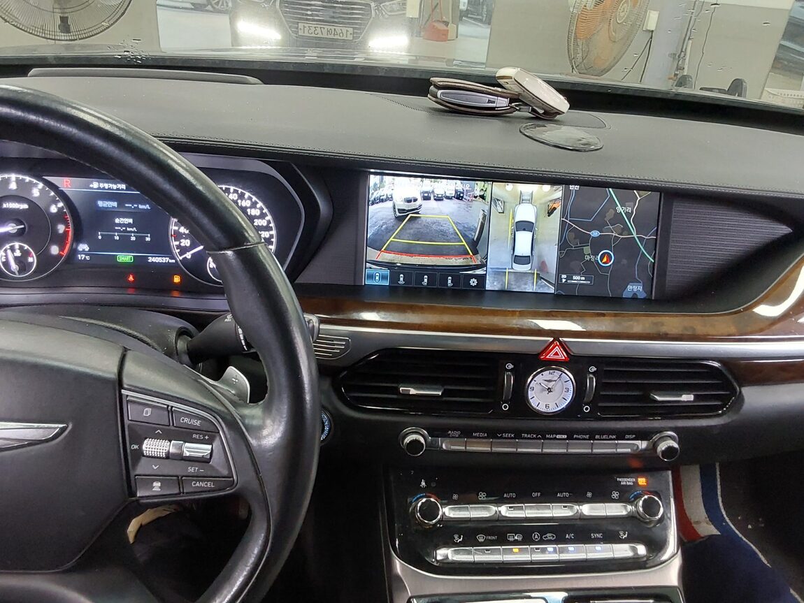 GENESIS EQ900 5.0 GDi AWD PRESTIGE 2018 - zdjęcie 17