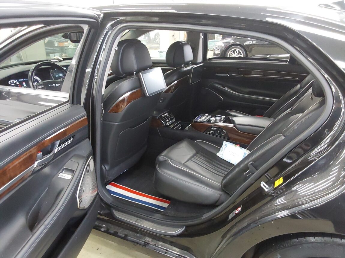 GENESIS EQ900 5.0 GDi AWD PRESTIGE 2018 - zdjęcie 12