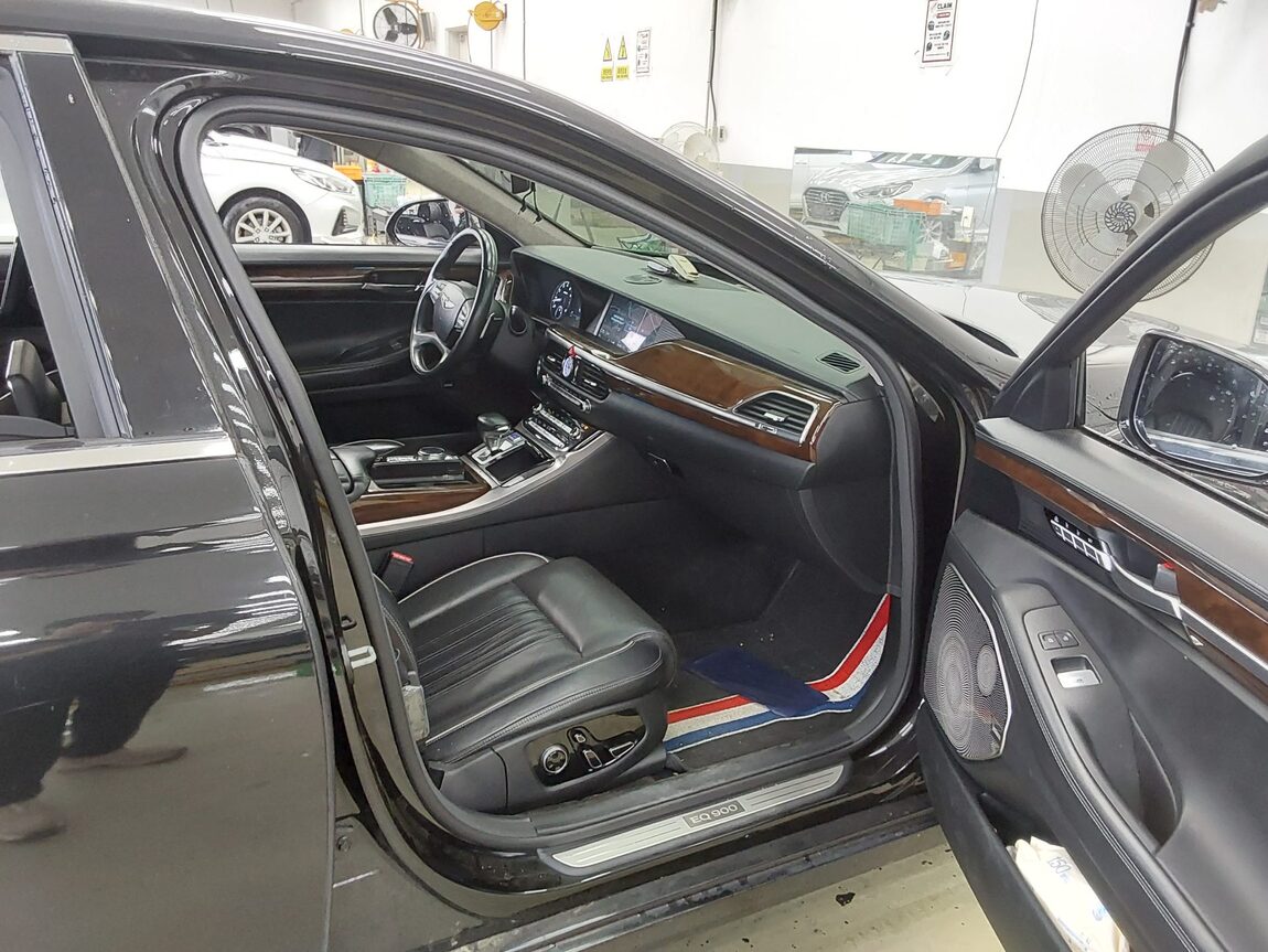 GENESIS EQ900 5.0 GDi AWD PRESTIGE 2018 - zdjęcie 14