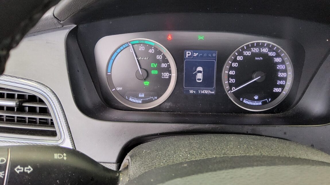 HYUNDAI LF SONATA HYBRID 2.0 HEV PREMIUM 2016 - zdjęcie 9