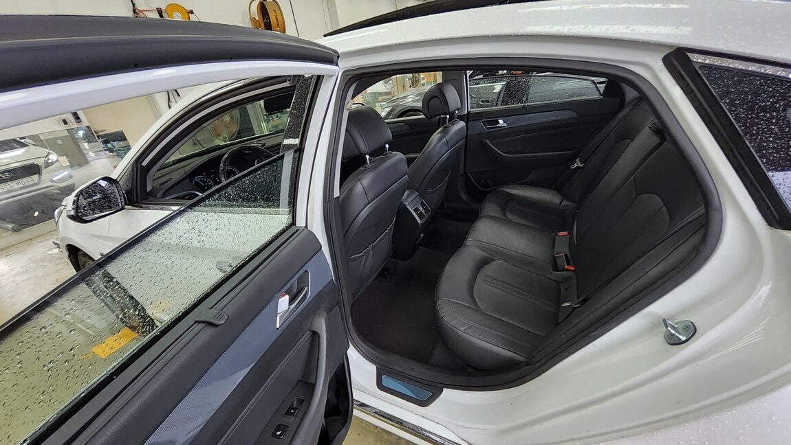 HYUNDAI LF SONATA HYBRID 2.0 HEV PREMIUM 2016 - zdjęcie 12