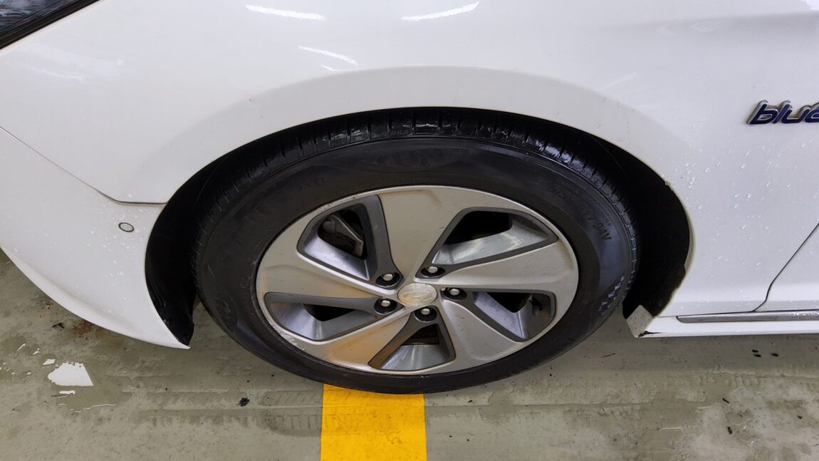 HYUNDAI LF SONATA HYBRID 2.0 HEV PREMIUM 2016 - zdjęcie 23
