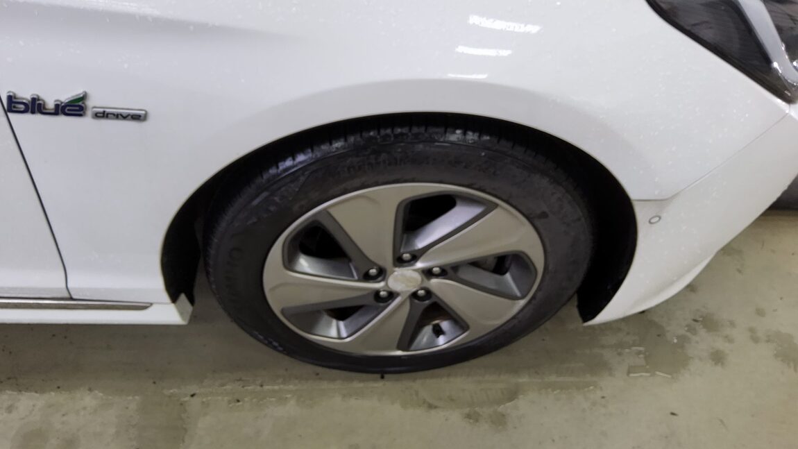 HYUNDAI LF SONATA HYBRID 2.0 HEV PREMIUM 2016 - zdjęcie 25