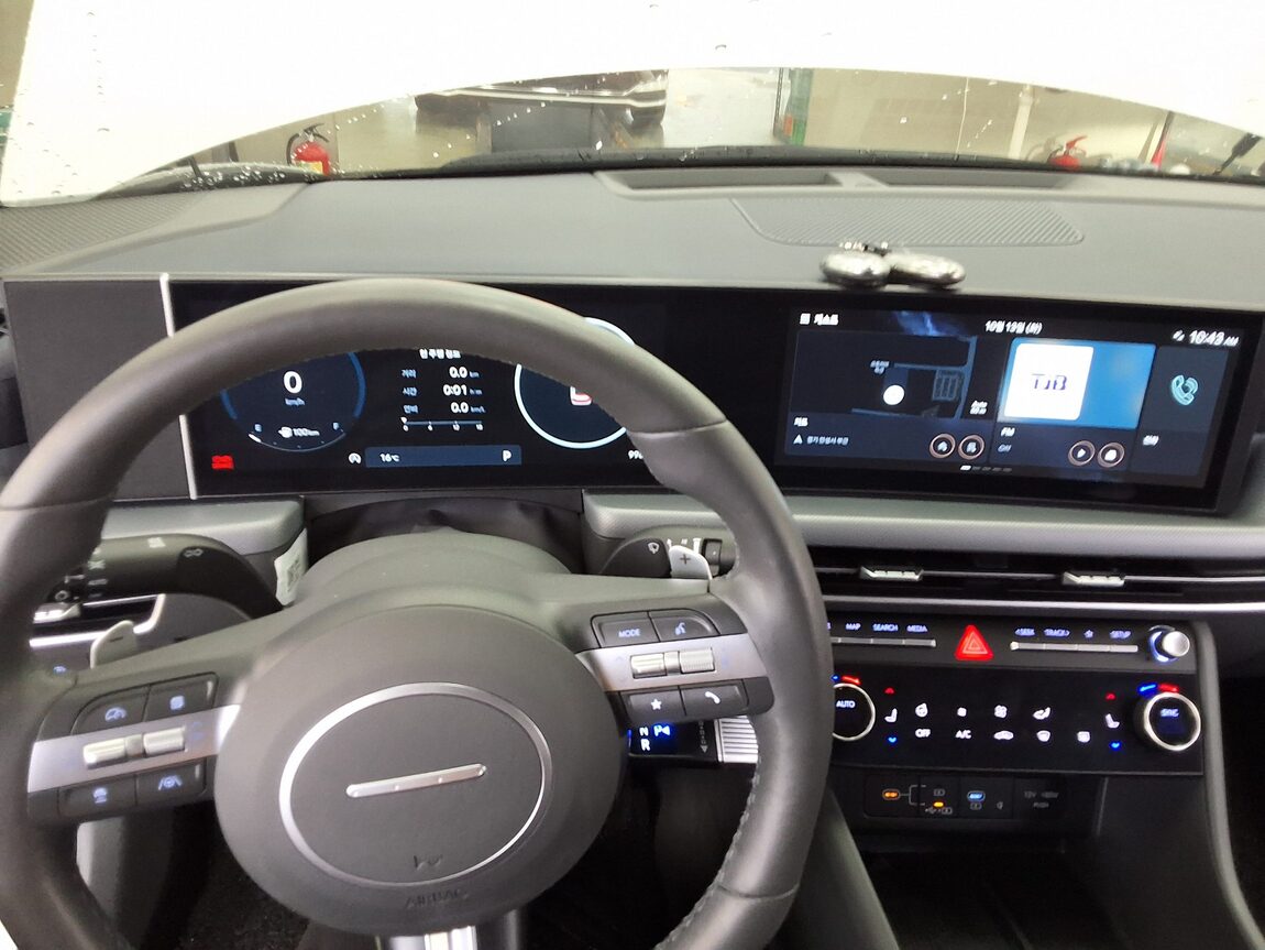 HYUNDAI SONATA THE EDGE GASOLINE 2.0 EXCLUSIVE 2024 - zdjęcie 17