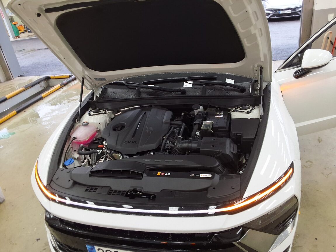 HYUNDAI SONATA THE EDGE GASOLINE 2.0 EXCLUSIVE 2024 - zdjęcie 19
