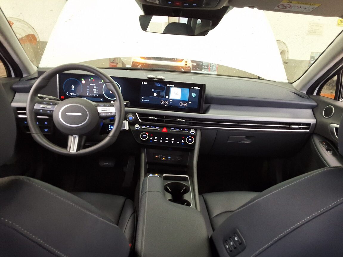 HYUNDAI SONATA THE EDGE GASOLINE 2.0 EXCLUSIVE 2024 - zdjęcie 11