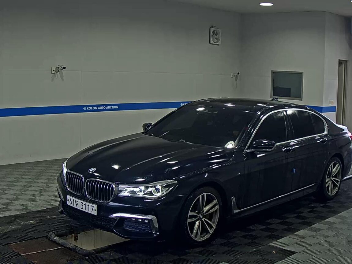 BMW 7 SERIES (6TH GEN) 730d xDRIVE M SPORT PACK 2018 - zdjęcie 2