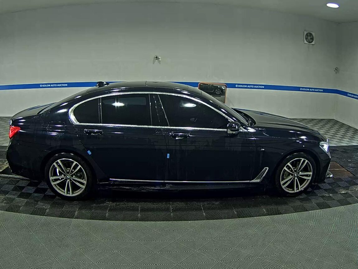 BMW 7 SERIES (6TH GEN) 730d xDRIVE M SPORT PACK 2018 - zdjęcie 4