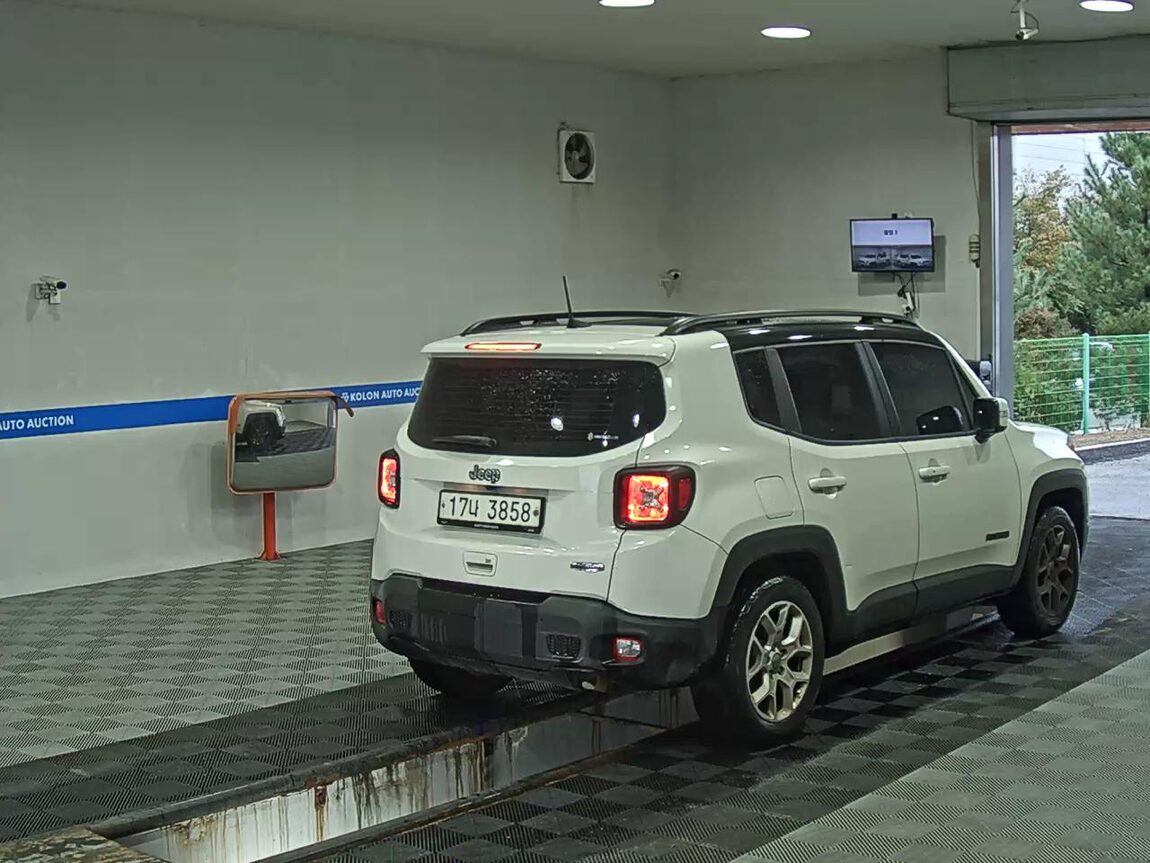 JEEP RENEGADE 2.4 GASOLINE LONGITUDE 2018 - zdjęcie 5