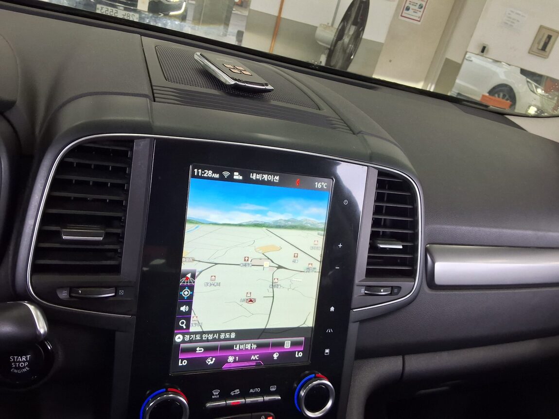 RENAULT (SAMSUNG) QM6 2.0 dCi 2WD LE 2018 - zdjęcie 18