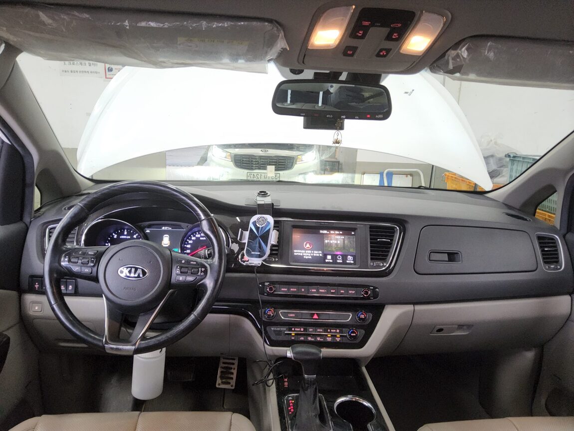 KIA THE NEW CARNIVAL 9-SEATER DIESEL NOBLESSE SPECIAL 2020 - zdjęcie 11