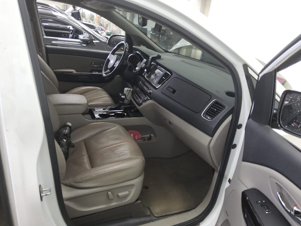 KIA THE NEW CARNIVAL 9-SEATER DIESEL NOBLESSE SPECIAL 2020 - zdjęcie 14