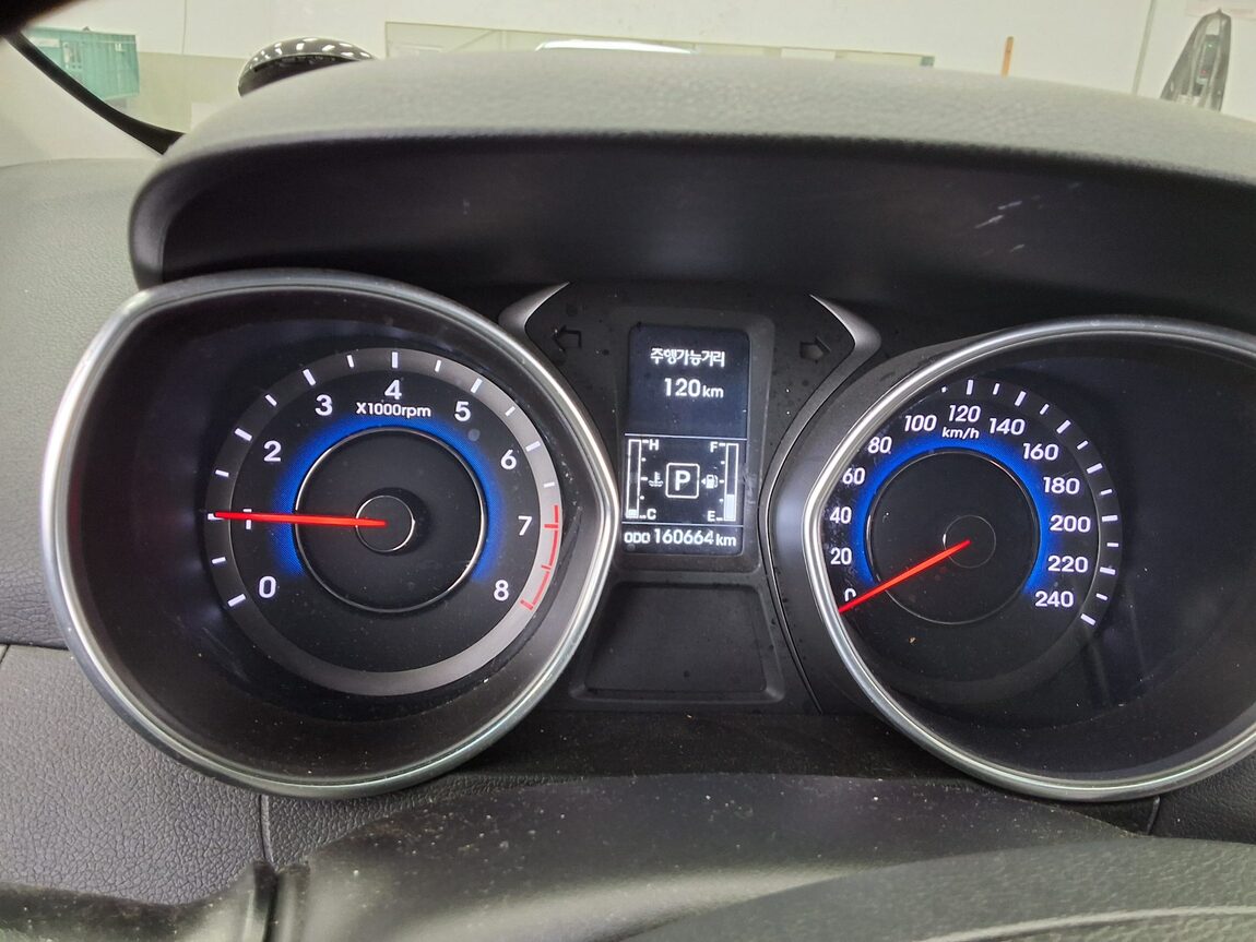 HYUNDAI THE NEW AVANTE MD 1.6 GDi MODERN 2015 - zdjęcie 9