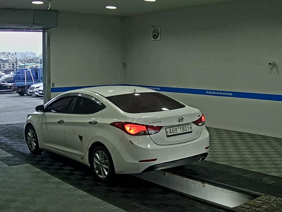 HYUNDAI THE NEW AVANTE MD 1.6 GDi MODERN 2015 - zdjęcie 6
