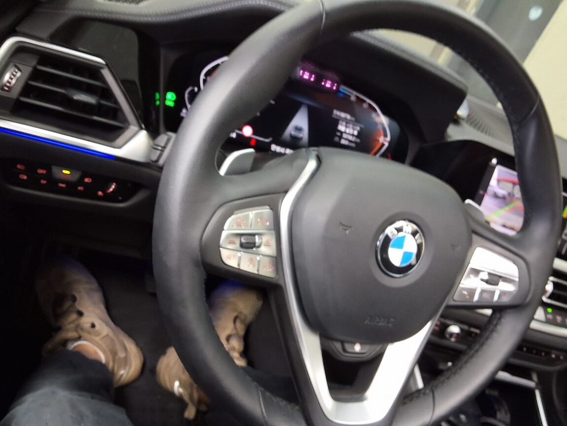 BMW 3 SERIES (7TH GEN) 320d LUXURY INNOVATION PACK 2022 - zdjęcie 23