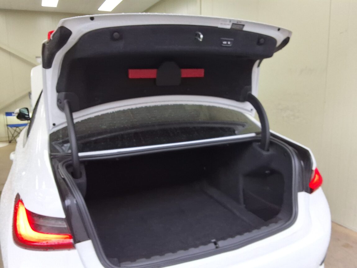 BMW 3 SERIES (7TH GEN) 320d LUXURY INNOVATION PACK 2022 - zdjęcie 16