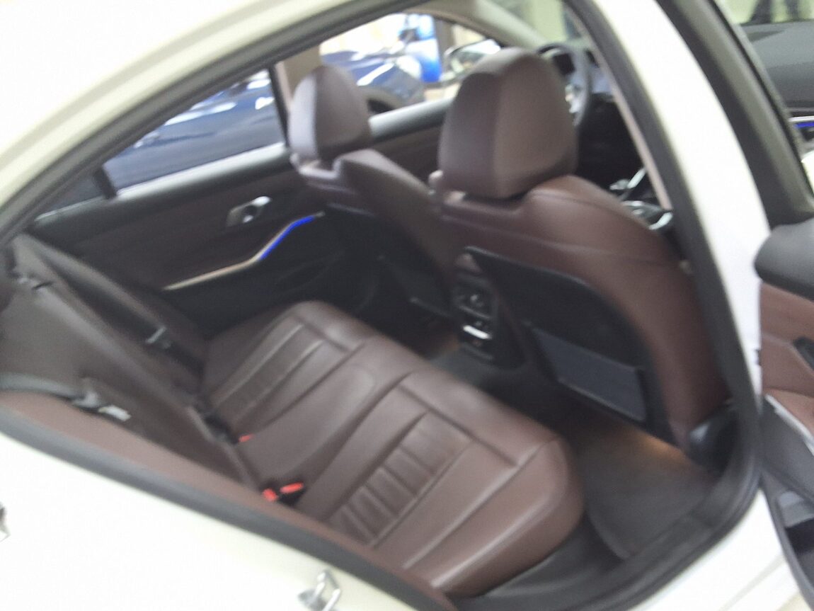 BMW 3 SERIES (7TH GEN) 320d LUXURY INNOVATION PACK 2022 - zdjęcie 14