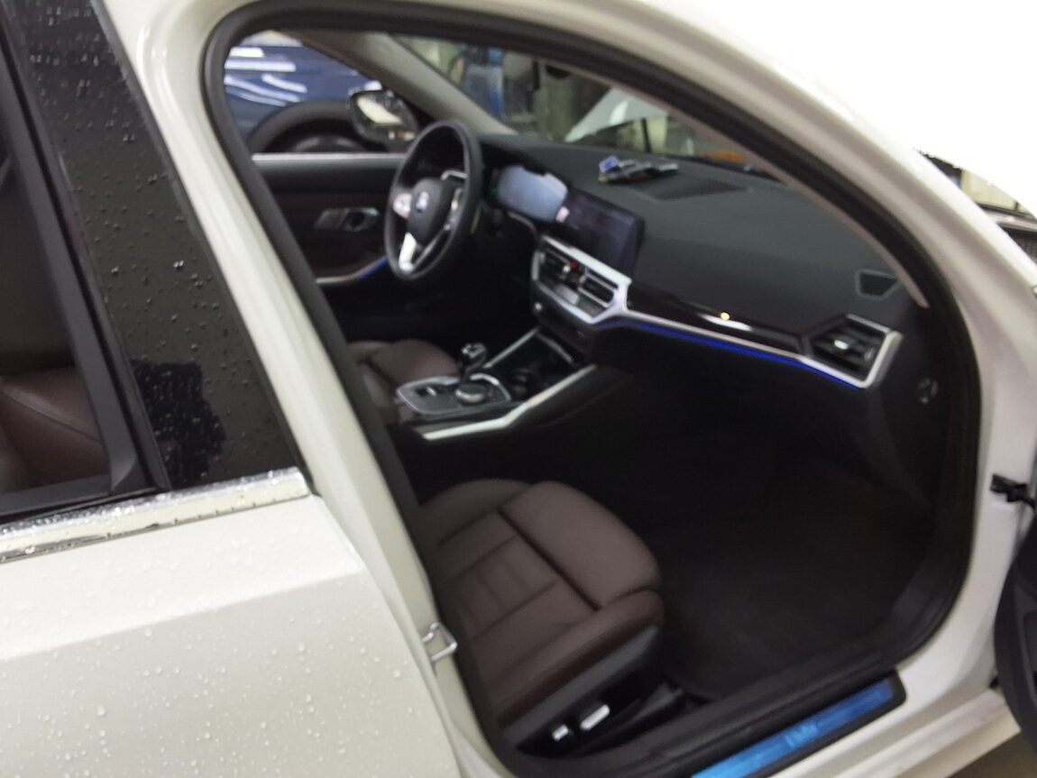 BMW 3 SERIES (7TH GEN) 320d LUXURY INNOVATION PACK 2022 - zdjęcie 15