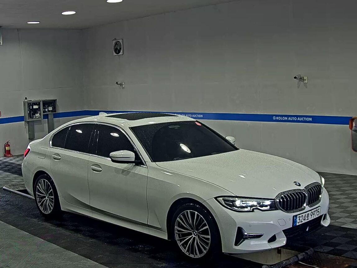 BMW 3 SERIES (7TH GEN) 320d LUXURY INNOVATION PACK 2022 - zdjęcie 3