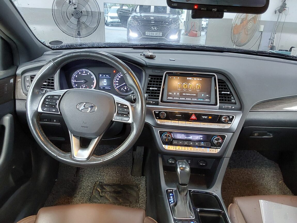 HYUNDAI LF SONATA NEW RISE 2.0 CVVL MODERN 2019 - zdjęcie 11