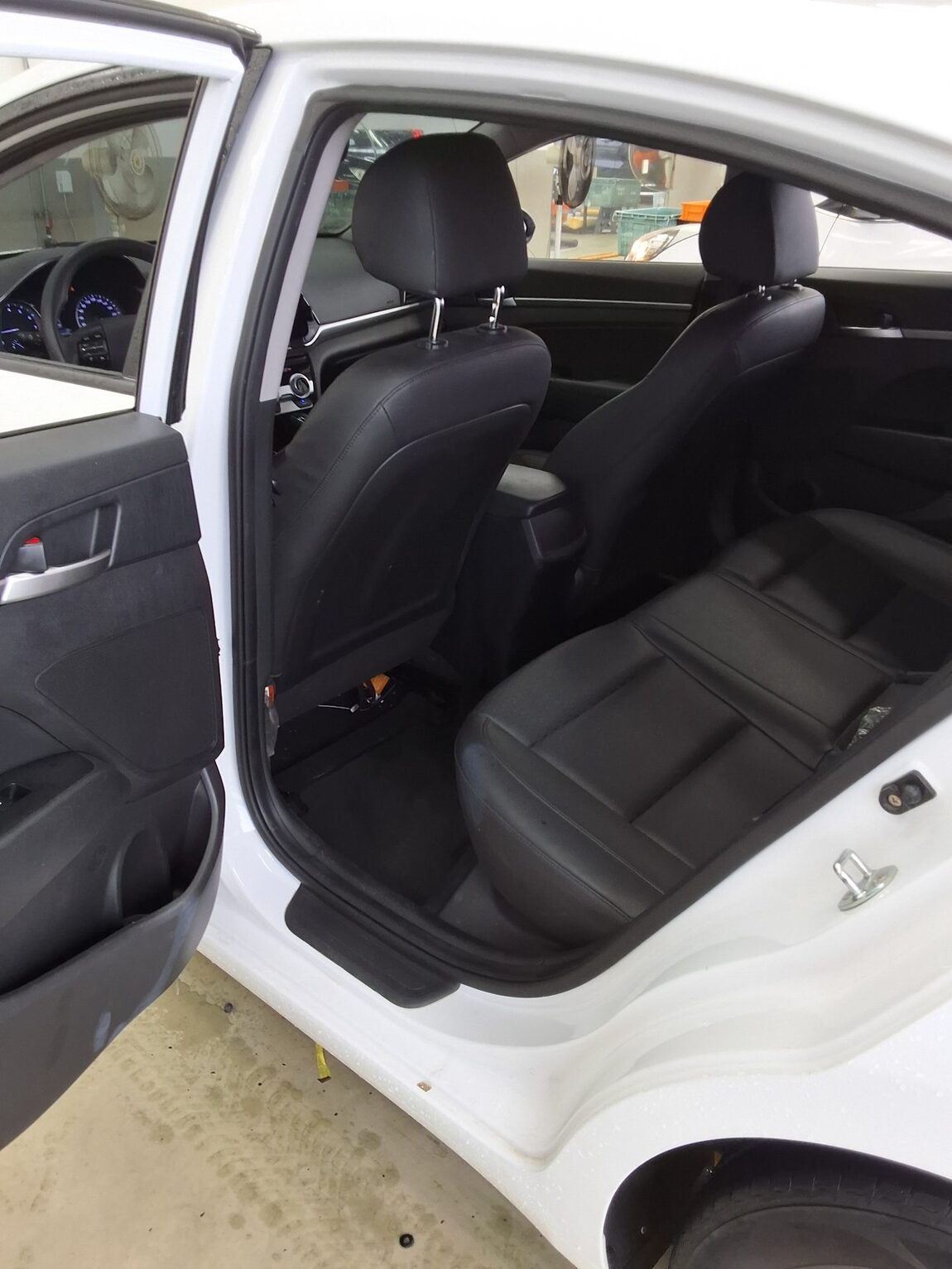 HYUNDAI THE NEW AVANTE AD 1.6 LPI RENTAL CAR STYLE 2020 - zdjęcie 12