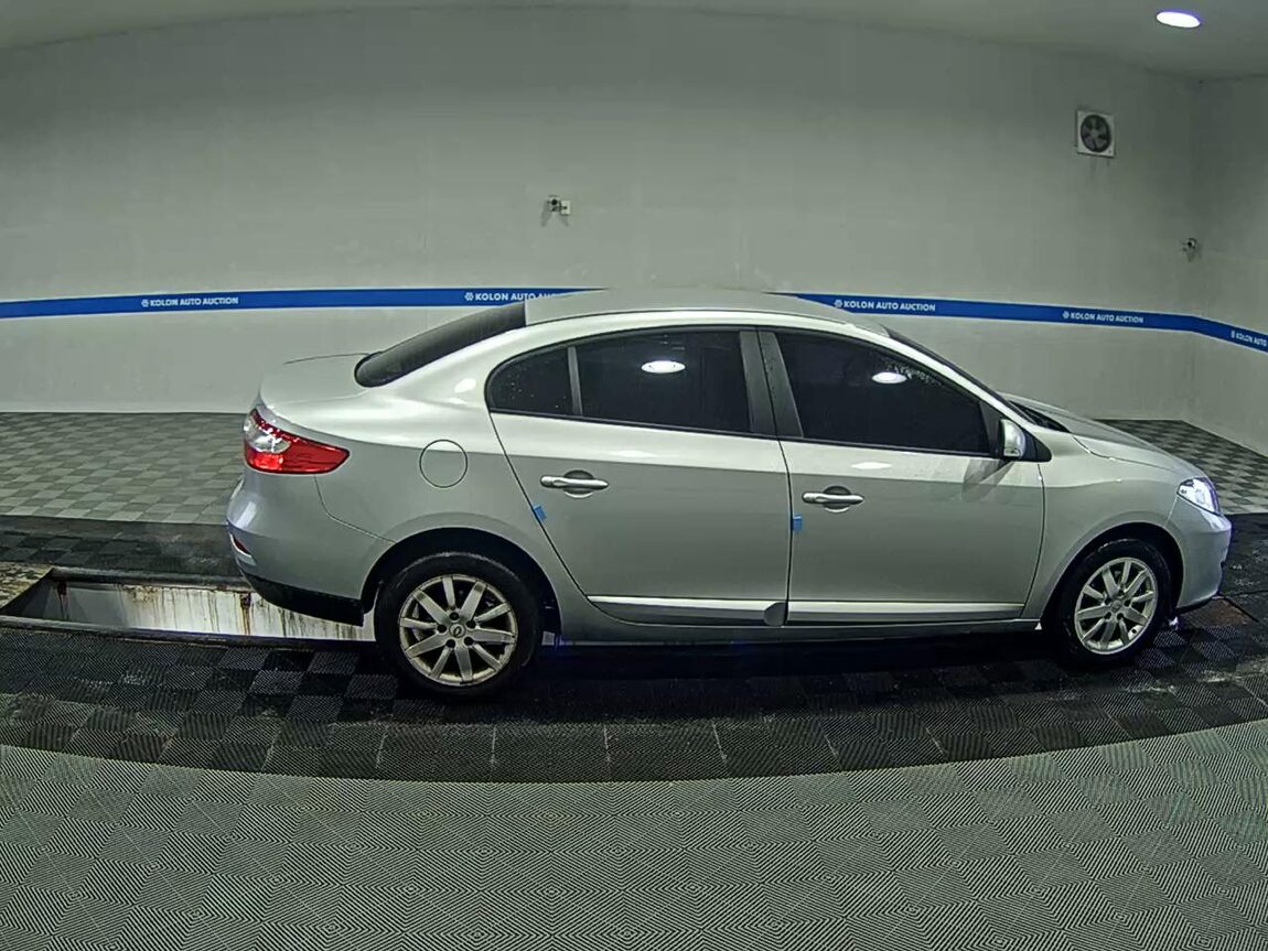 RENAULT (SAMSUNG) NEW SM3 1.6 LE 2010 - zdjęcie 4