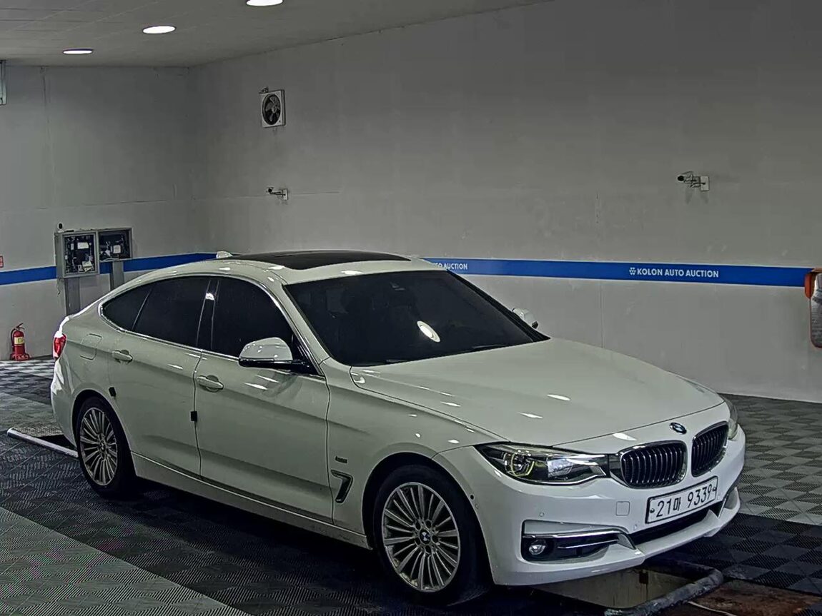 BMW GRAN TURISMO (GT) 3 SERIES GT 320d LUXURY LINE 2017 - zdjęcie 3