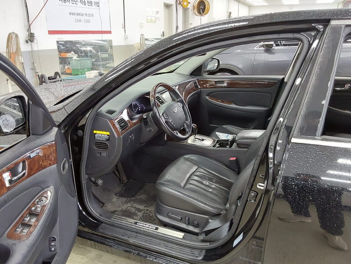 HYUNDAI GENESIS BH 330 GRAND PRIME PACK 2010 - zdjęcie 10