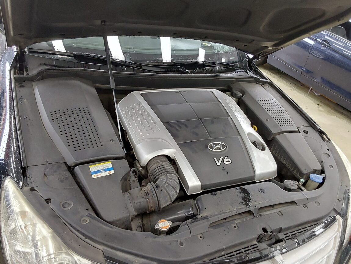 HYUNDAI GENESIS BH 330 GRAND PRIME PACK 2010 - zdjęcie 18