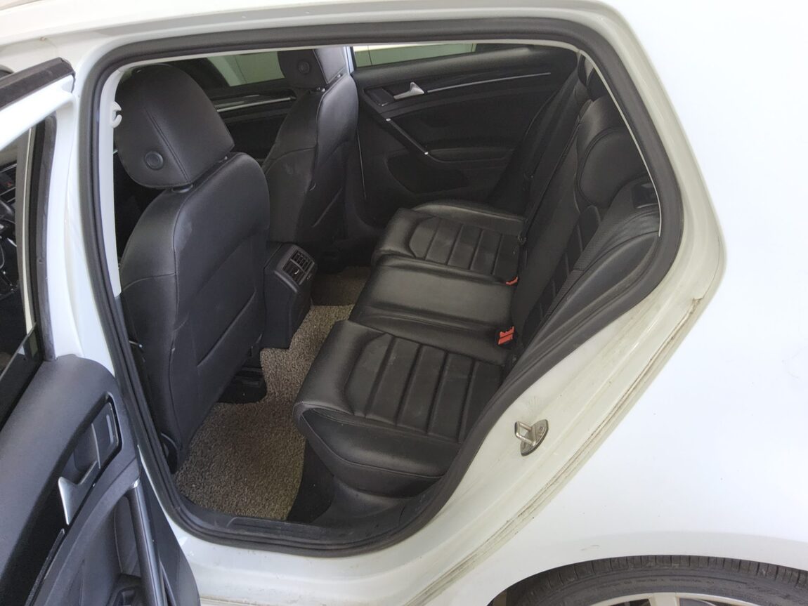 VOLKSWAGEN GOLF (7TH GEN) 2.0 TDI 2015 - zdjęcie 12