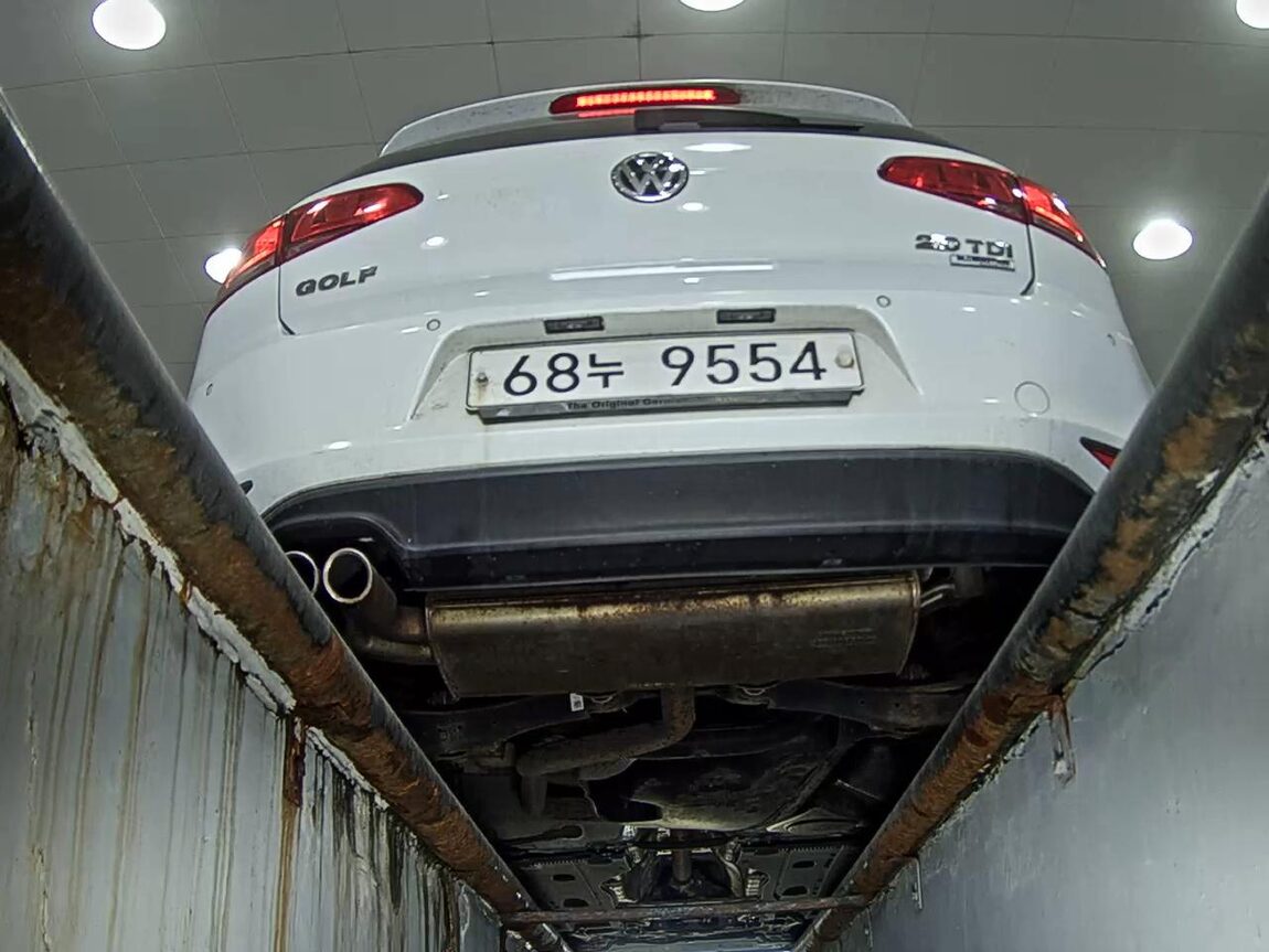 VOLKSWAGEN GOLF (7TH GEN) 2.0 TDI 2015 - zdjęcie 8