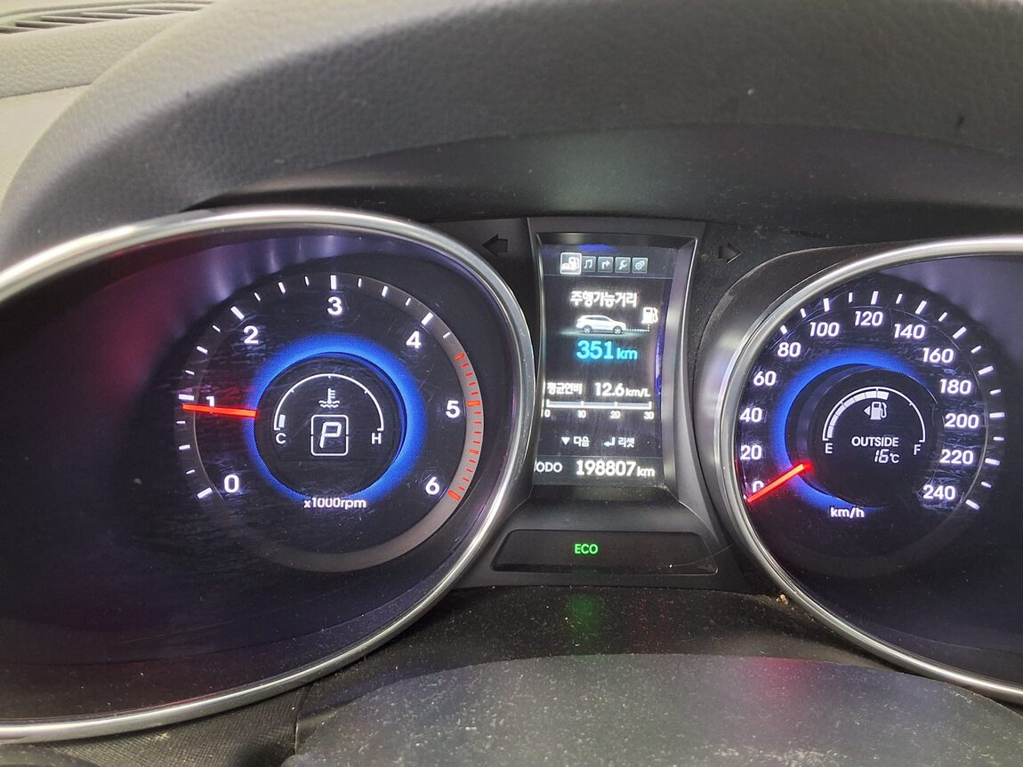 HYUNDAI MAXCRUZ DIESEL R2.2 2WD EXCLUSIVE 2015 - zdjęcie 9