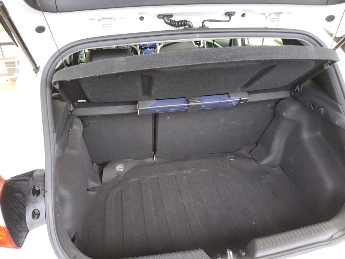 HYUNDAI NEW i30 1.6 GDi PYL 2014 - zdjęcie 15