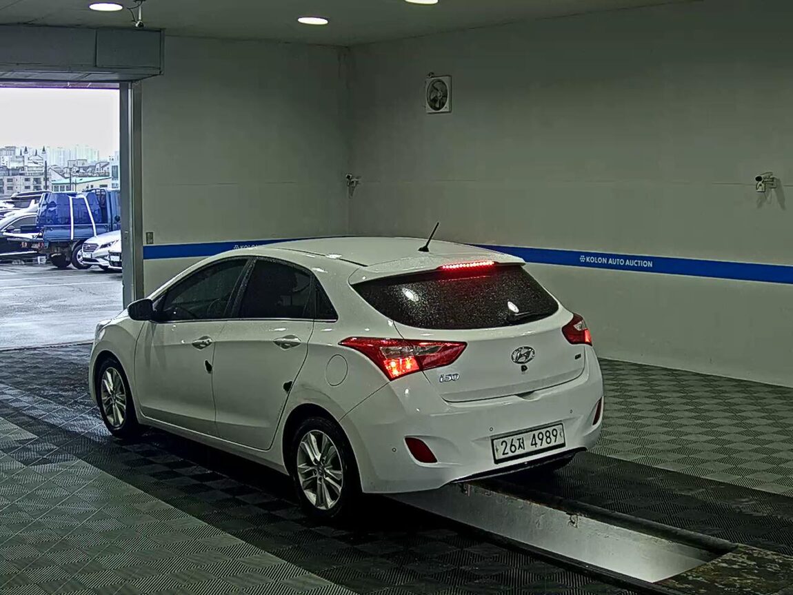 HYUNDAI NEW i30 1.6 GDi PYL 2014 - zdjęcie 6