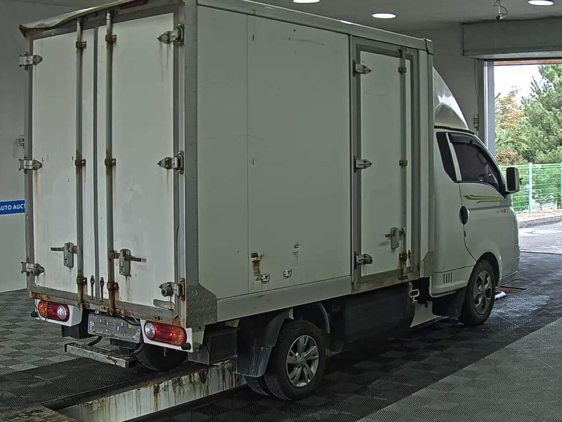 HYUNDAI PORTER II ELECTRIC CARGO PREMIUM SPECIAL 2021 - zdjęcie 5