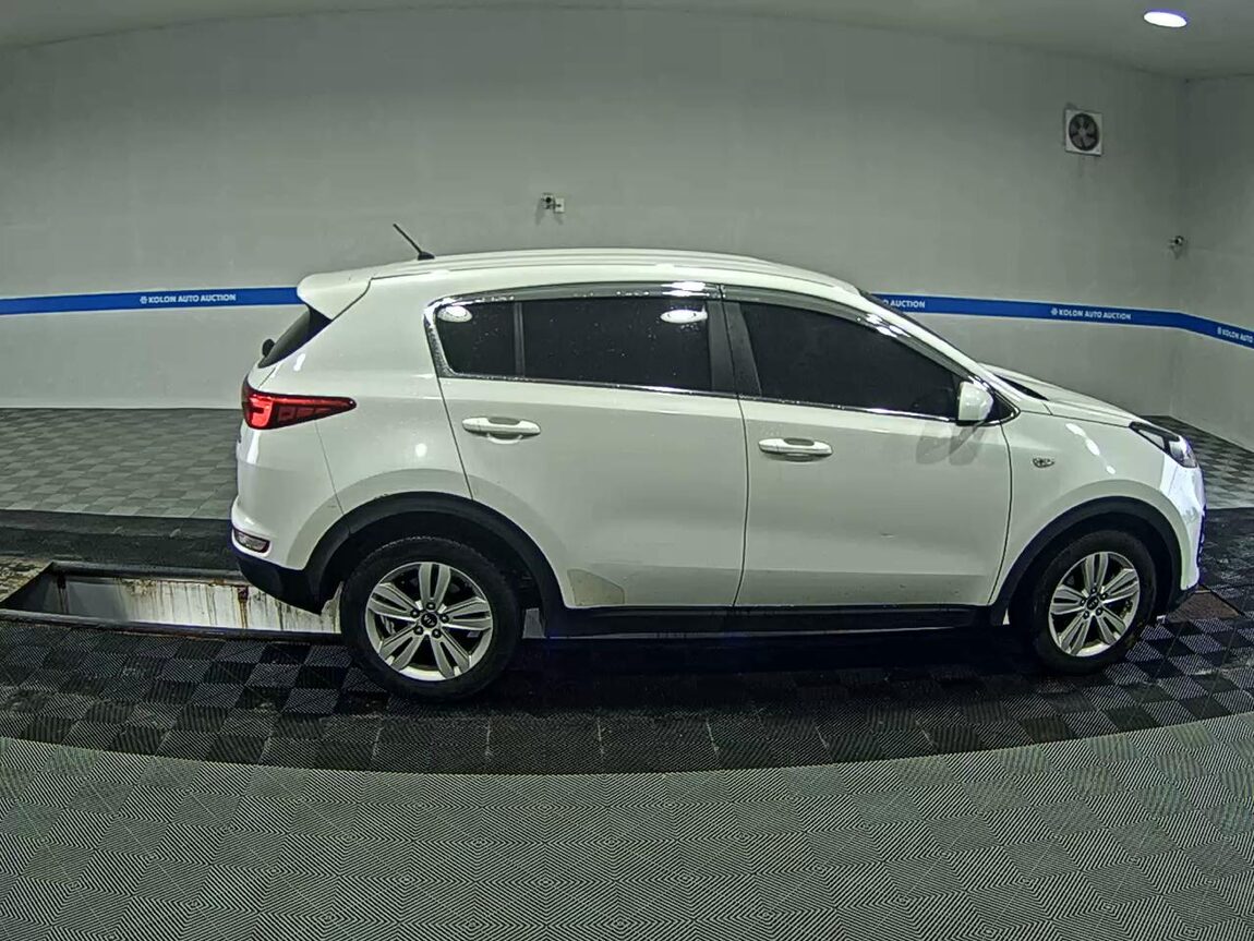 KIA NEW SPORTAGE R2.0 2WD TRENDY 2016 - zdjęcie 4