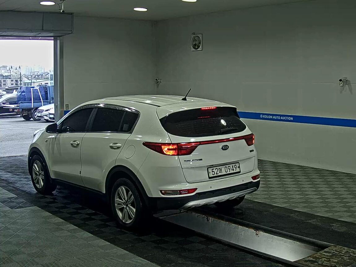 KIA NEW SPORTAGE R2.0 2WD TRENDY 2016 - zdjęcie 6