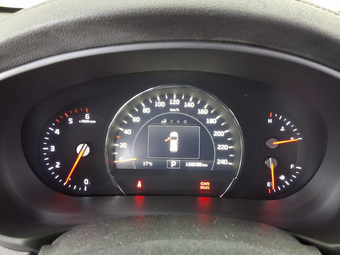 KIA ALL NEW SORENTO R2.0 2WD NOBLESSE SPECIAL 2016 - zdjęcie 9