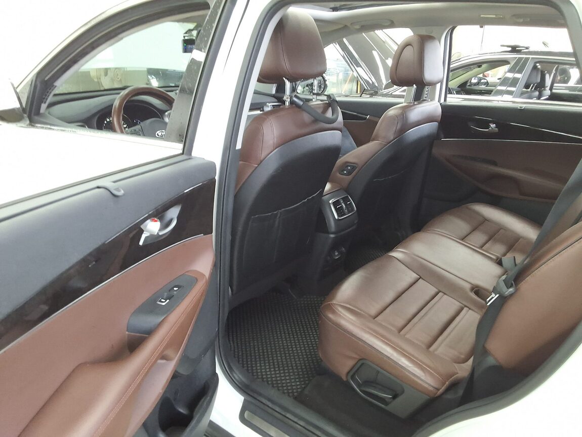 KIA ALL NEW SORENTO R2.0 2WD NOBLESSE SPECIAL 2016 - zdjęcie 12