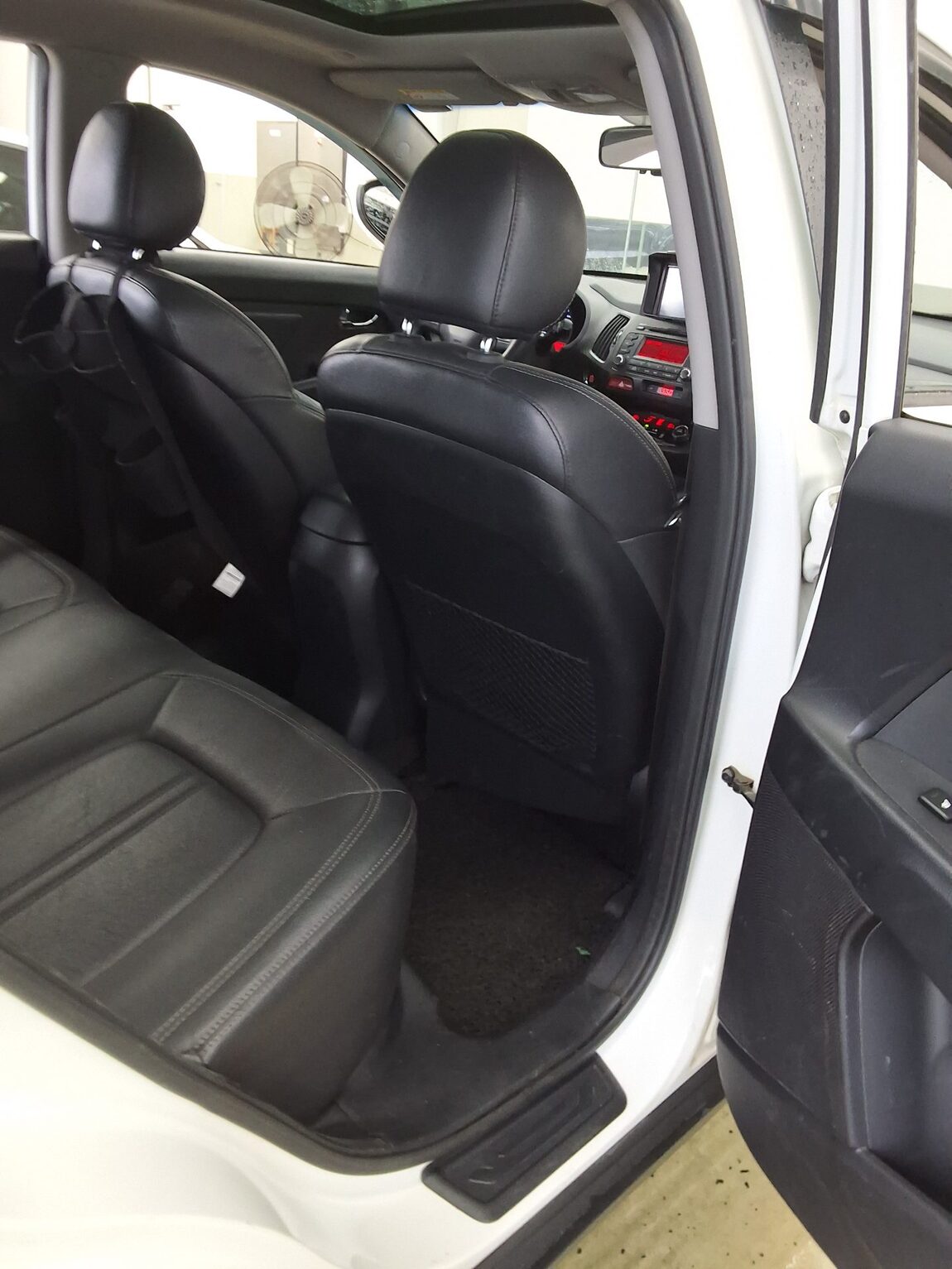 KIA SPORTAGE R DIESEL R2.0 4WD TLX LUXURY MODEL 2011 - zdjęcie 13