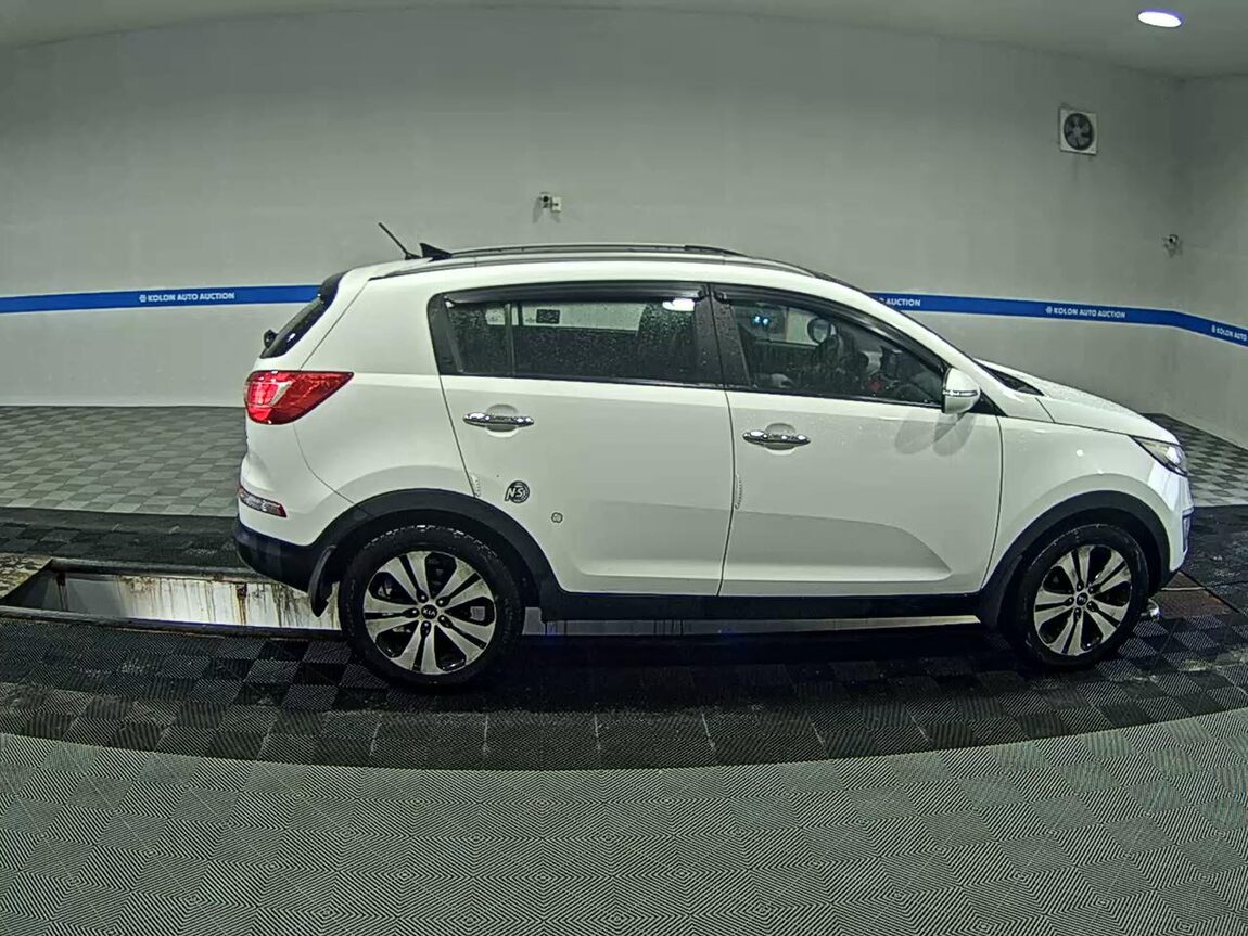 KIA SPORTAGE R DIESEL R2.0 4WD TLX LUXURY MODEL 2011 - zdjęcie 4