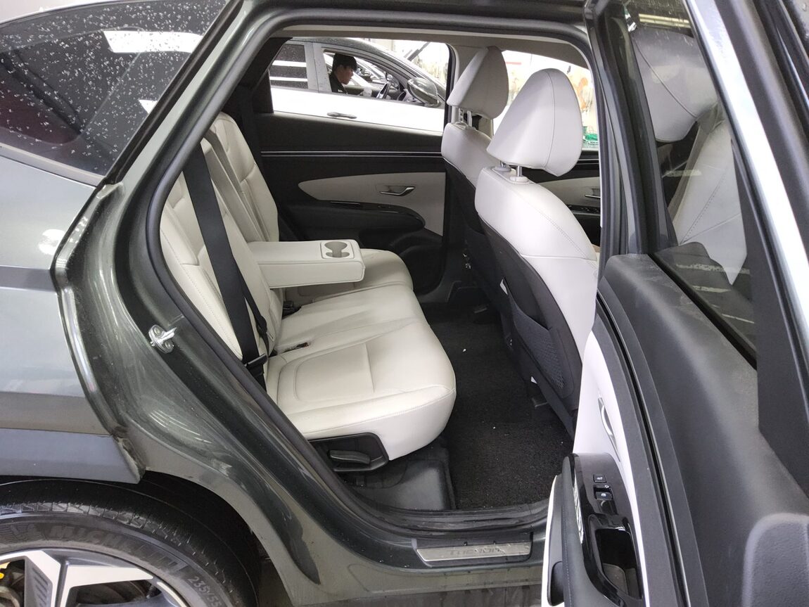 HYUNDAI THE ALL NEW TUCSON 1.6 TURBO 2WD INSPIRATION 2021 - zdjęcie 13