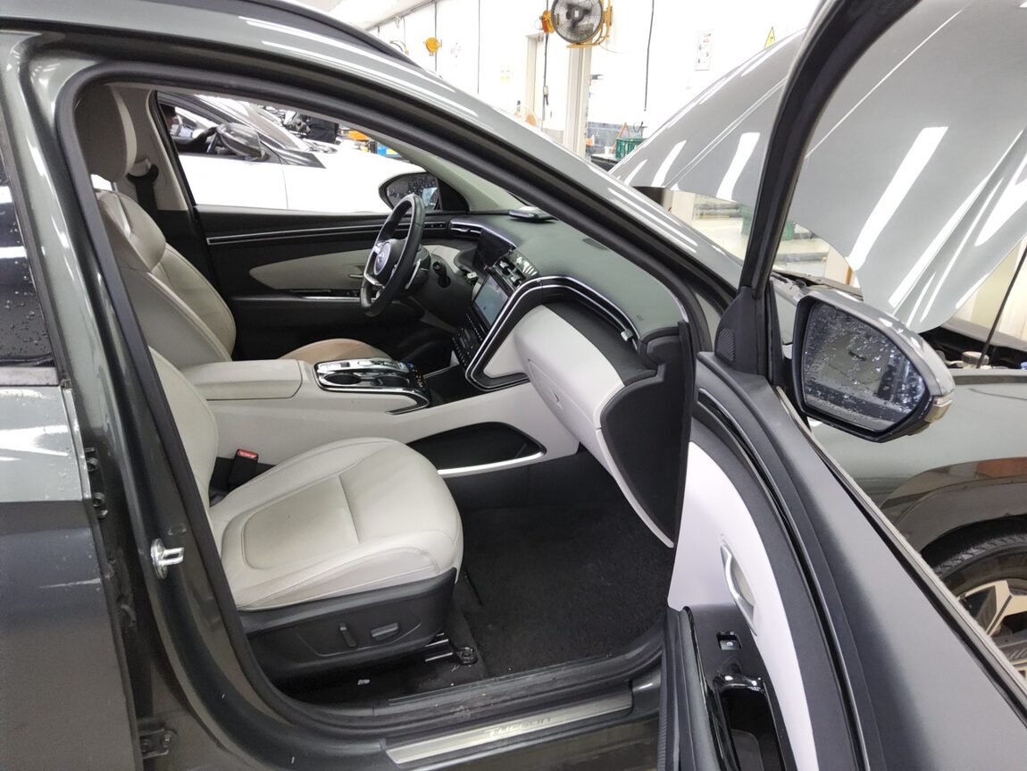 HYUNDAI THE ALL NEW TUCSON 1.6 TURBO 2WD INSPIRATION 2021 - zdjęcie 14