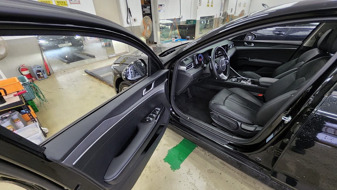 KIA NEW K5 (DL3) 2.0 GASOLINE TRENDY 2023 - zdjęcie 10
